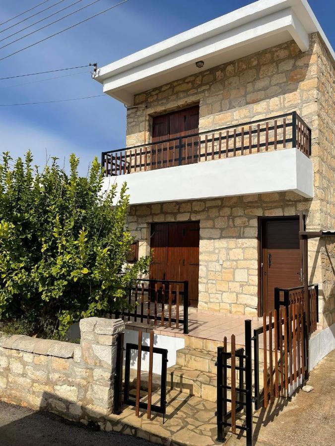 Mariarodes House Villa Pano Arodes Esterno foto
